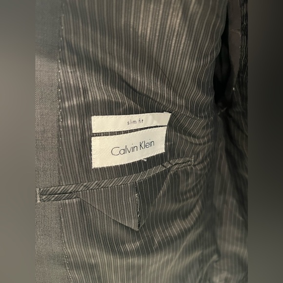 Calvin Klein Slim Fit Men’s Suit - Picture 3 of 6